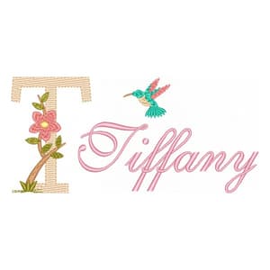  Letra T com Floral e Beija flor