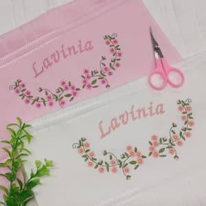 Matriz de bordado Floral Centro (Pontos Leves)