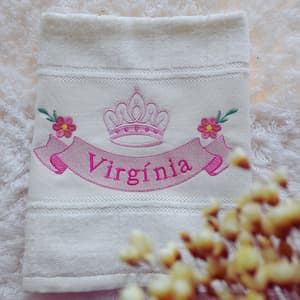 Coroa com Faixa e Nome