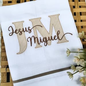  Alfabeto e Fonte Cute com Glifos (Pontos Leves)