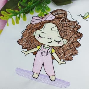 Matriz de bordado Menina de Lacinho (Pontos Leves)