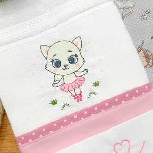 Matriz de bordado Gatinha Bailarina (Pontos Leves)
