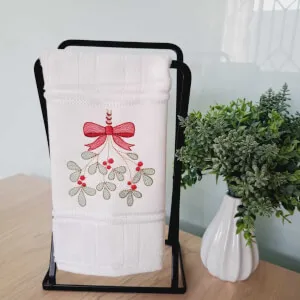 Matriz de bordado Floral Natalino (Pontos Leves)