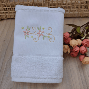 Matriz de bordado Floral Encantado