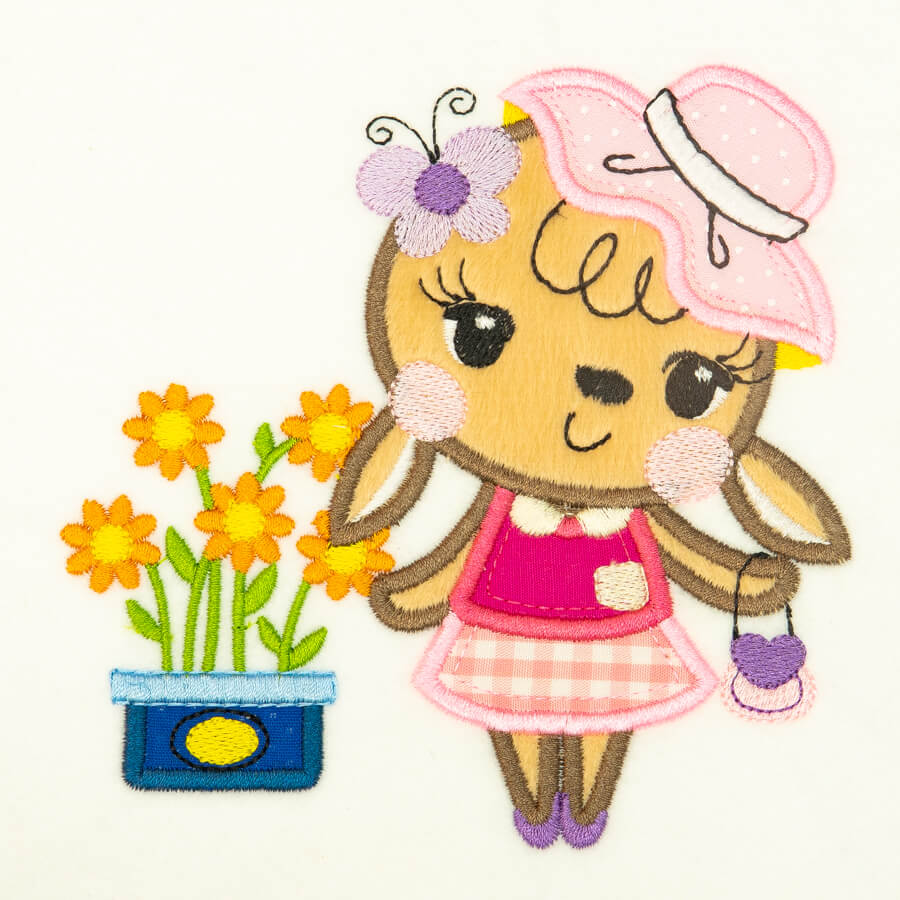 Matriz de Bordado  Coelha Adorável em Aplique