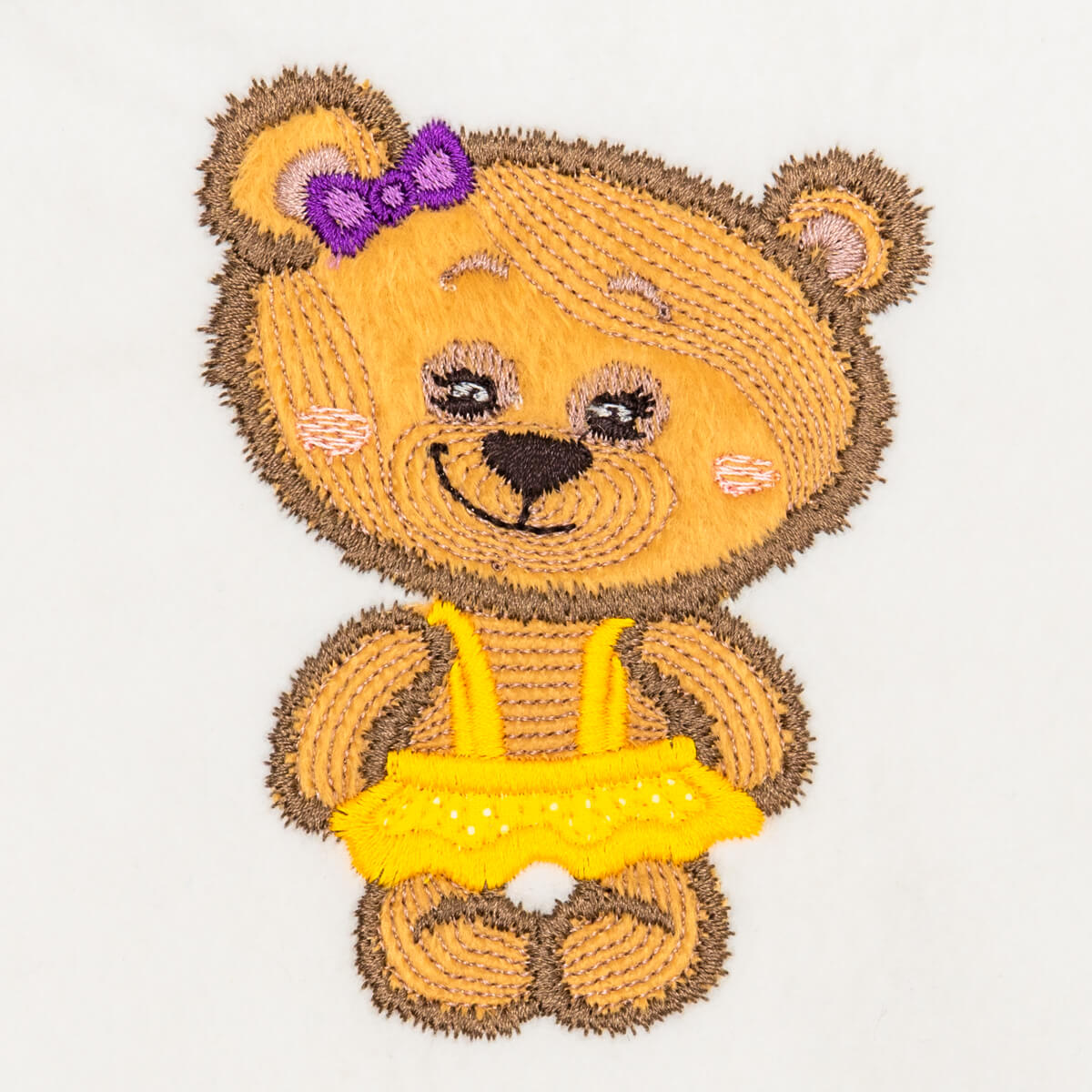 Matriz de Bordado  Ursinha Cute em Aplique