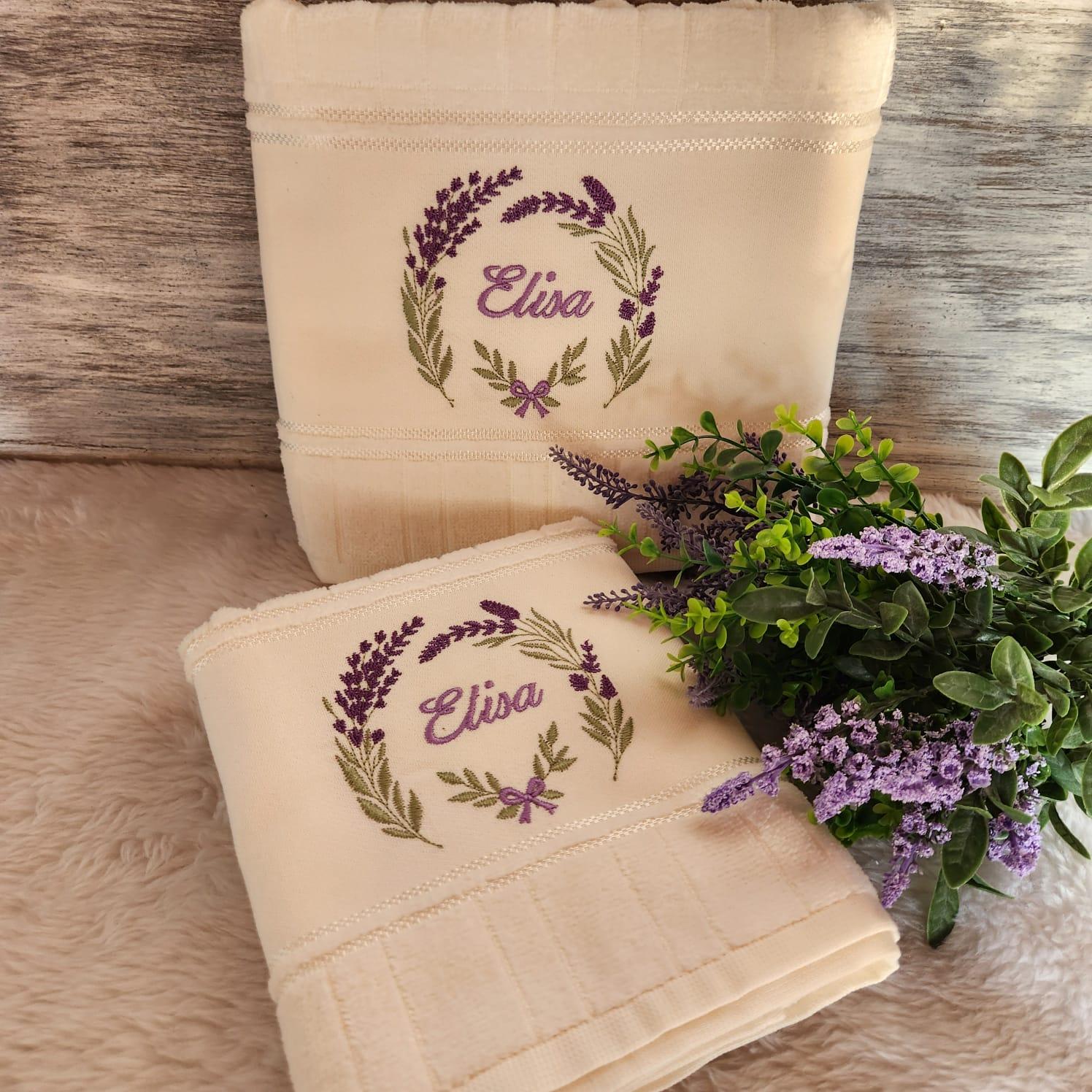 Matriz de Bordado  Ramos de Lavanda com Nome