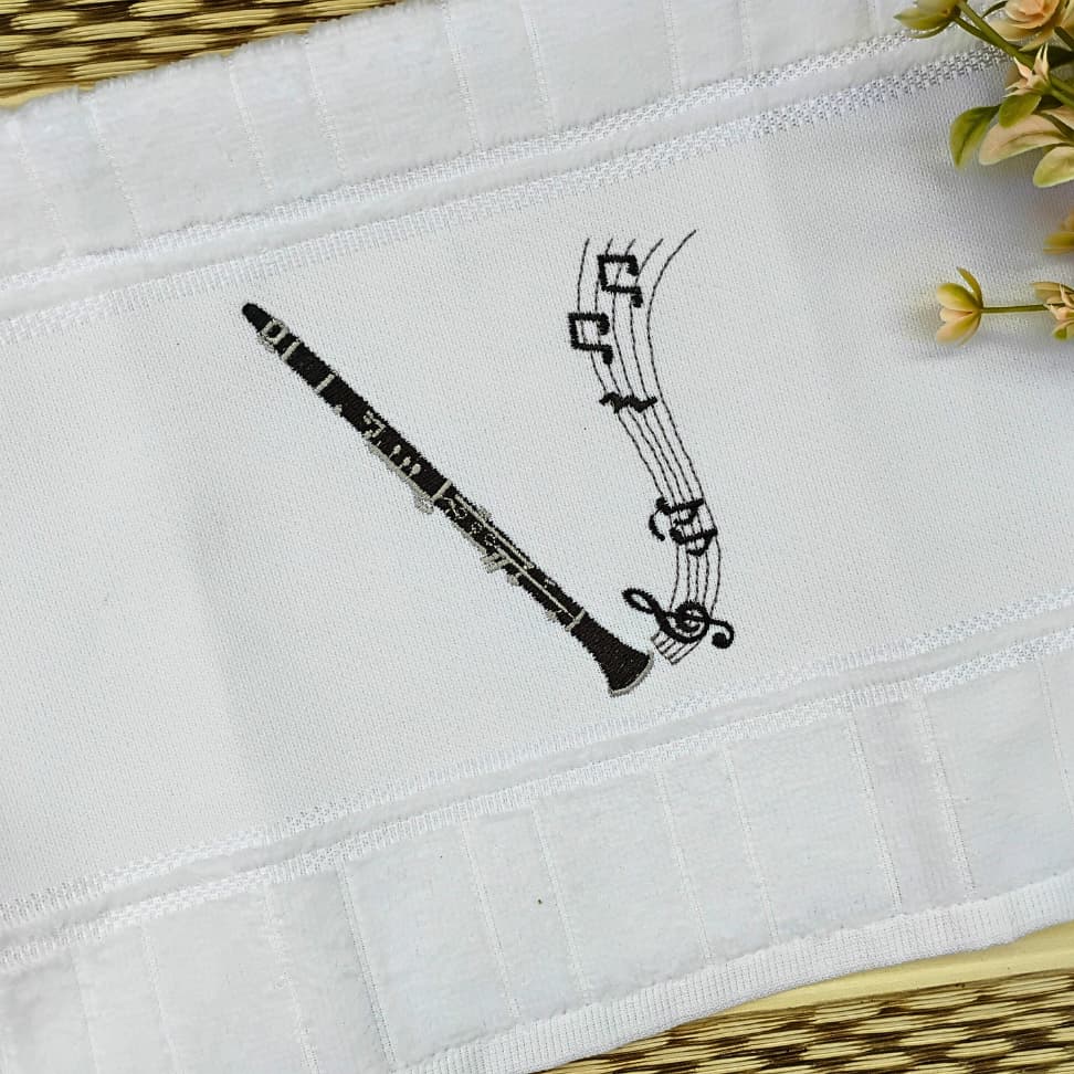 Matriz de Bordado  Clarinete