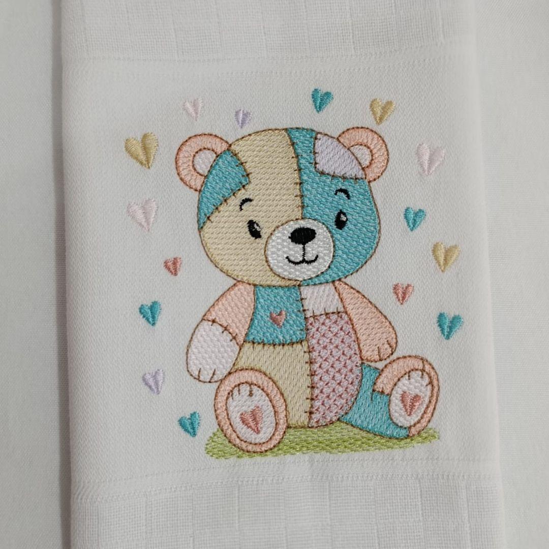 Matriz de Bordado  Ursinho Patchwork 9Pontos Leves)